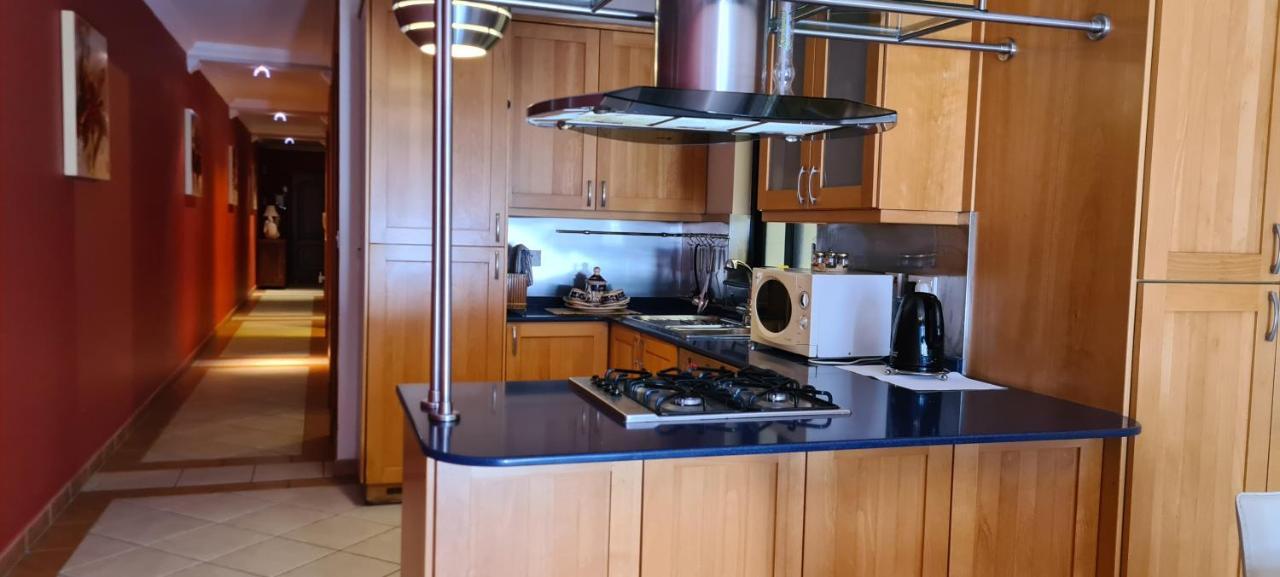 Mellieha Bay 3 Bedroom Apartment " Bliss On The Bay " Esterno foto